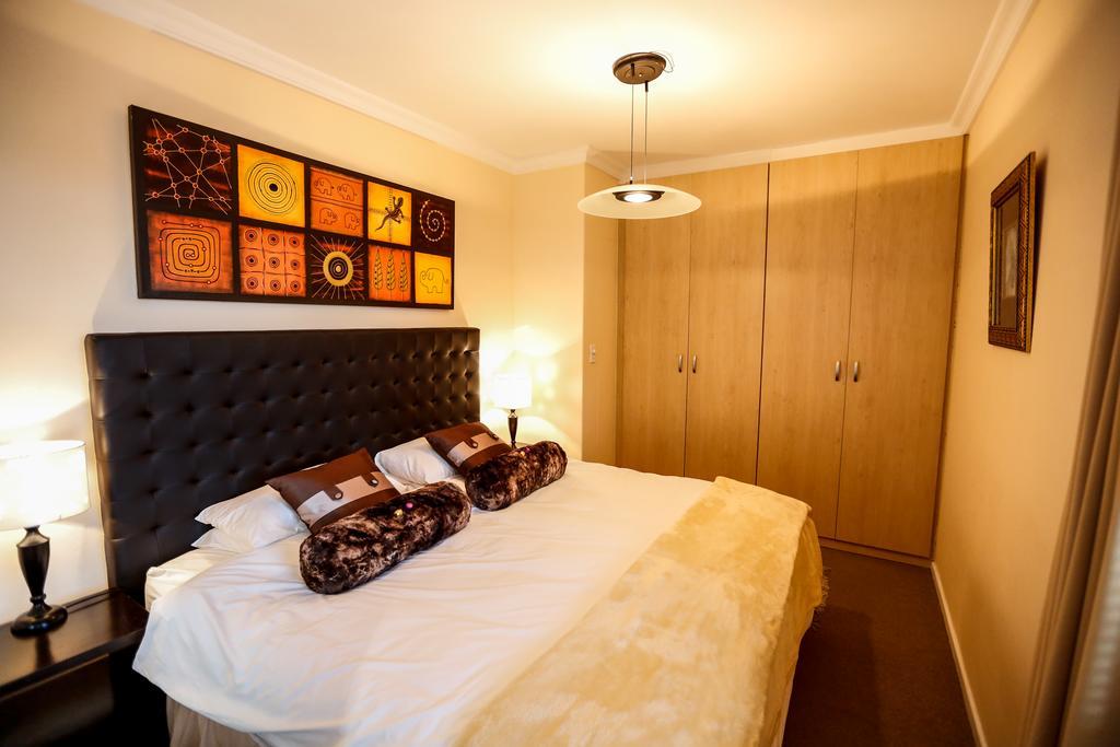 Secret Garden Guesthouse Bloubergstrand Quarto foto