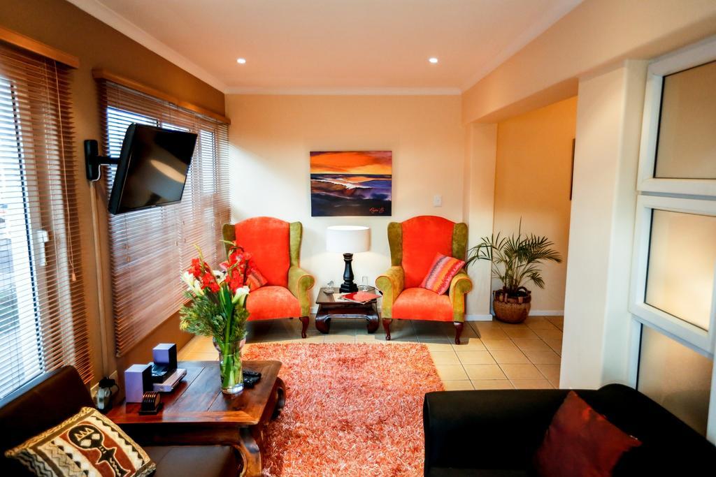 Secret Garden Guesthouse Bloubergstrand Exterior foto